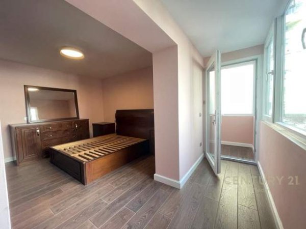 Tirane, jepet me qera apartament 2+1+BLK Kati 2, 100 m² 1.000 Euro (Shkolla e Baletit)