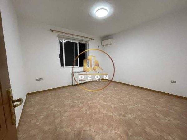 Tirane, jepet me qera Vile 2+1 Kati 1, 260 m² 2.200 Euro (SELITE)