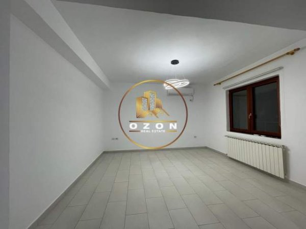 Tirane, jepet me qera Vile 2+1 Kati 1, 260 m² 2.200 Euro (SELITE)