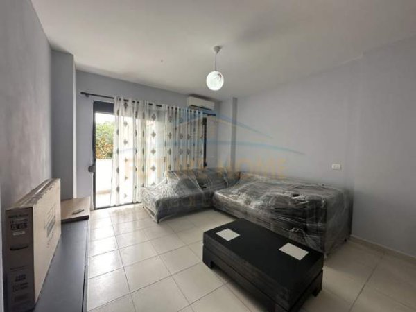 Tirane, jepet me qera apartament 2+1 Kati 1, 98 m² 450 Euro (Astir)