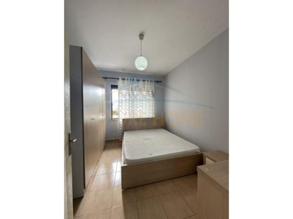 Tirane, jepet me qera apartament 2+1 Kati 1, 98 m² 450 Euro (Astir)