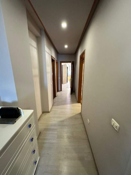 Tirane, shitet apartament 3+1+BLK Kati 6, 138 m² 207.000 Euro (Ish Parku i Autobusave)