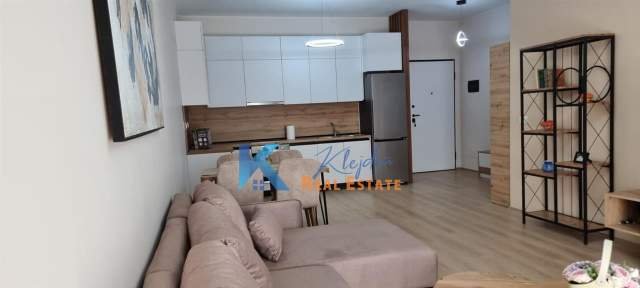 Tirane, jepet me qera apartament 2+1+BLK Kati 4, 100 m² 720 Euro (Rruga Muzaket)