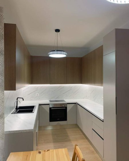 Tirane, jepet me qera apartament 2+1+BLK Kati 1, 120 m² 800 Euro (KODRA E DIELLIT)