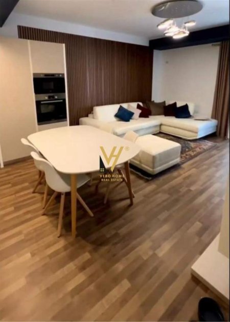 Tirane, jepet me qera apartament 2+1 Kati 4, 106 m² 750 Euro (kopshti zoologjk)