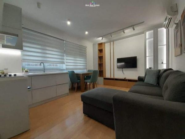 Tirane, shes apartament 2+1 Kati 2, 75 m² 155.000 Euro (21 dhjetori)