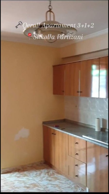 Tirane, jepet me qera 3+1+BLK 400 Euro