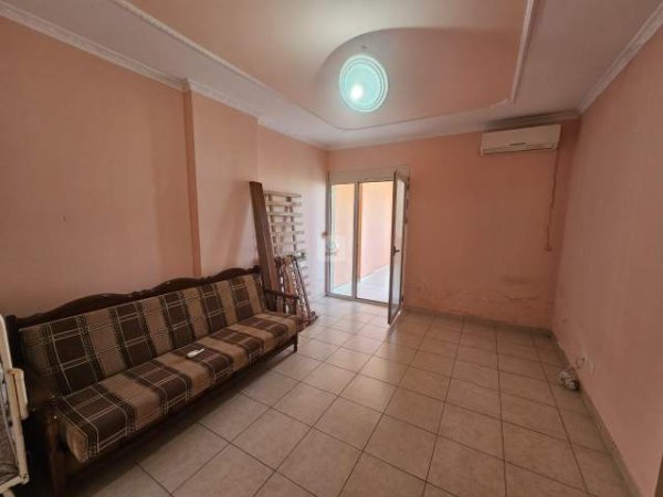 Durres, shitet apartament 1+1+BLK Kati 6, 85 m² 74.000 Euro (SHITET APARTAMENT 1+1 TEK KOMPLEKSI ROTONDO NE PLE)