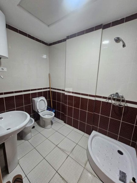 Durres, shitet apartament 1+1+BLK Kati 6, 85 m² 74.000 Euro (SHITET APARTAMENT 1+1 TEK KOMPLEKSI ROTONDO NE PLE)