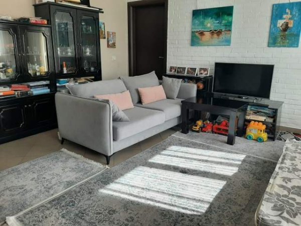 Tirane, jepet me qera apartament 1+1 Kati 6, 78 m² 350 Euro (fresk)