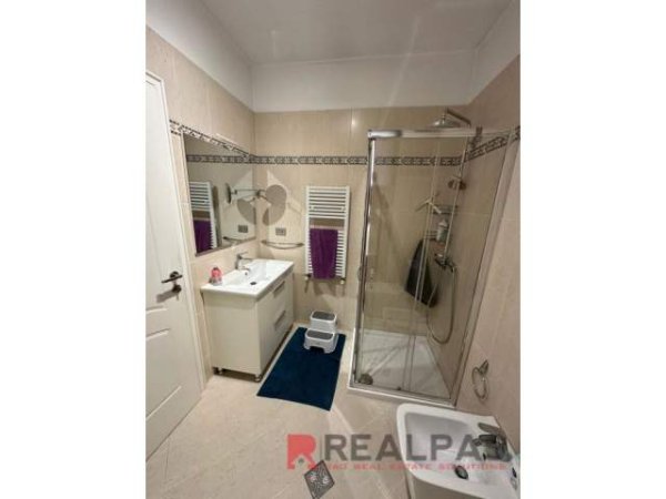 Tirane, jepet me qera apartament 2+1+BLK Kati 7, 122 m² 750 Euro (MEDAR SHTYLLA,  KOMPLEKSI KIKA 1)