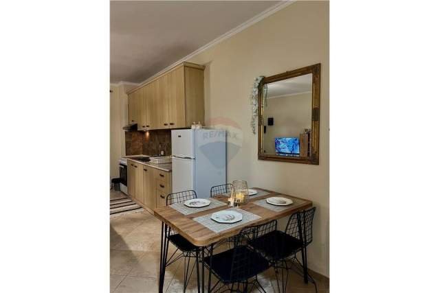 Tirane, jepet me qera apartament 2+1 Kati 4, 110 m² 600 Euro (Kompleksi Kolombo)