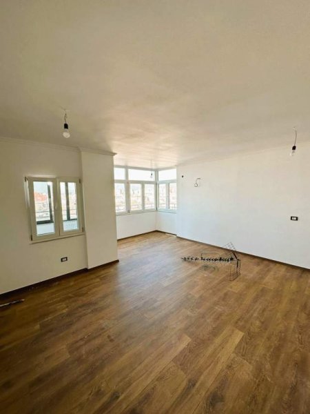 Tirane, shes apartament 2+1 100 m² 190.000 Euro (Prane rruges Kavajes, Policia Bashkiake)