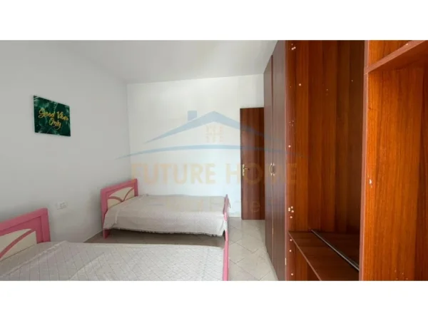 Tirane, shitet apartament 3+1 Kati 2, 112 m² 195.000 € (Astir)