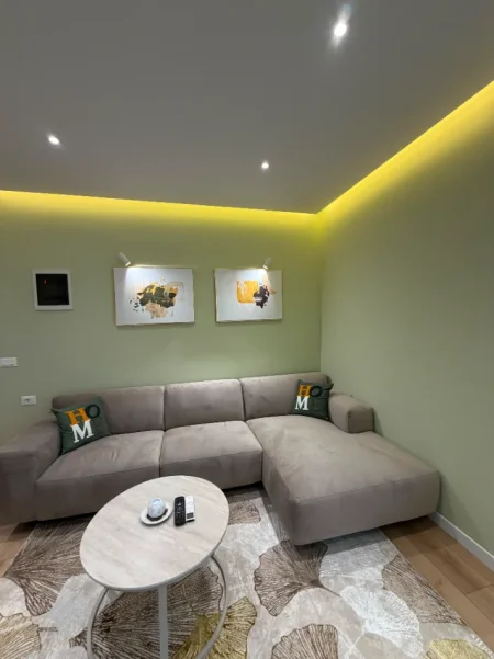 Tirane, shitet apartament 2+1+Ballkon Kati 8, 70 m² 235.000 € (Myslym Shyri)