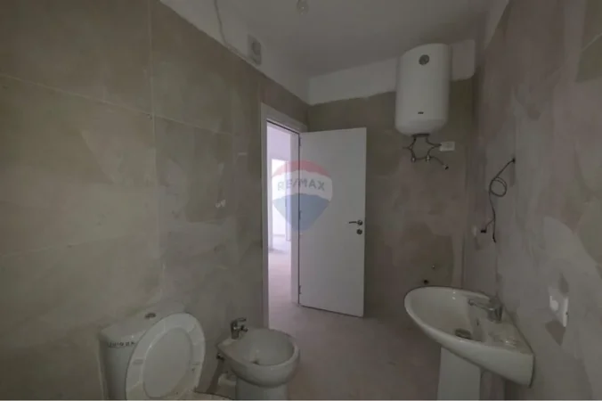 Tirane, shitet apartament 2+1 Kati 2, 124 m² 185.000 € (casaitalia)