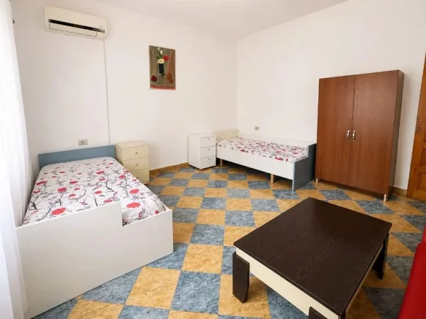 Tirane, jepet me qera apartament 2+1 Kati 1, 100 m² 350 € (Fundi i Bulevardit te ri)