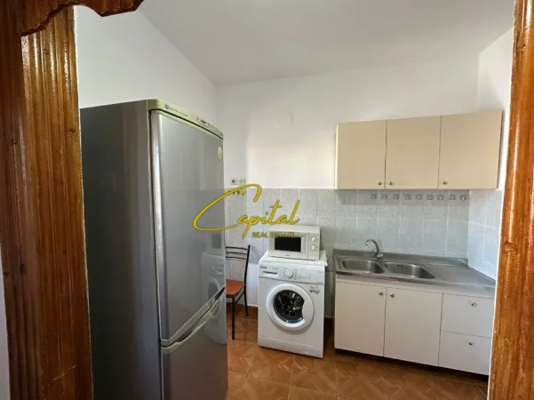 Tirane, jepet me qera apartament 2+1 Kati 2, 78 m² 600 € (PAZARI I RI)