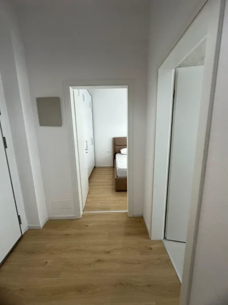 Tirane, jepet me qera apartament 1+1+Ballkon Kati 7, 51 m² 470 € (Pasho Hysa, Kadiu)