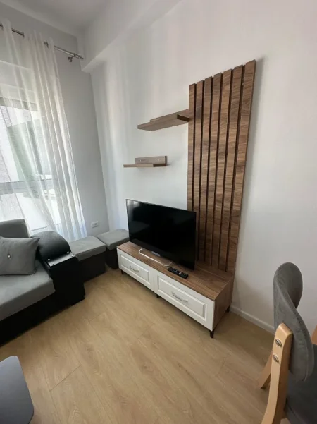 Tirane, jepet me qera apartament 1+1+Ballkon Kati 7, 51 m² 470 € (Pasho Hysa, Kadiu)
