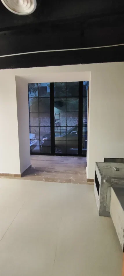 Shqiperi, jepet me qera ambjent biznesi Kati 0, 100 m² 1.050 € (Prane Shkolles Vasil Shanto)