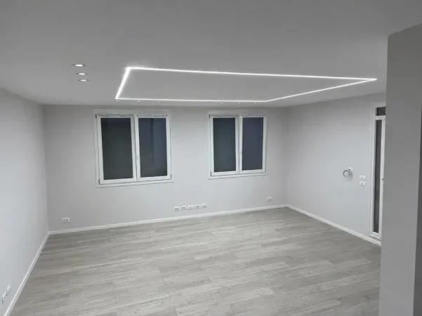 Tirane, jepet me qera ambjent biznesi Kati 0, 73 m² 1.500 € (Rruga e Elbasanit)