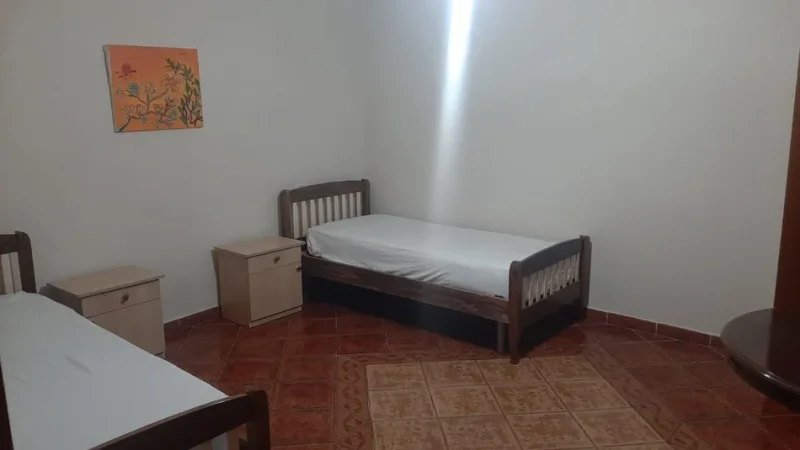 Tirane, jepet me qera apartament 2+1 Kati 2, 90 m² 550 € (Rruga e Elbasanit)