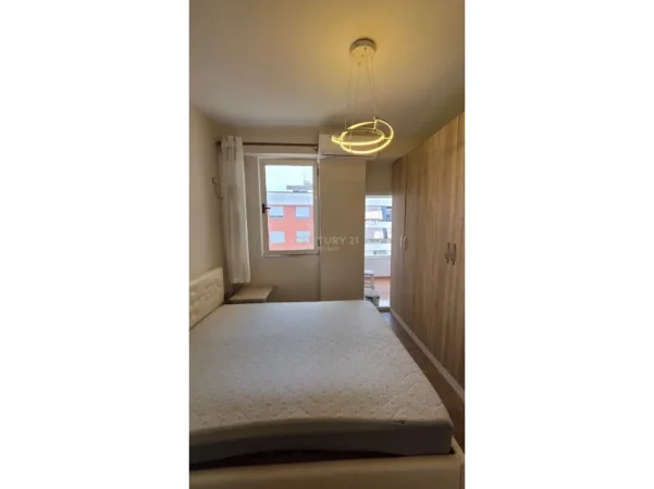 Tirane, shitet apartament 2+1+Ballkon Kati 8, 72 m² 120.000 € 