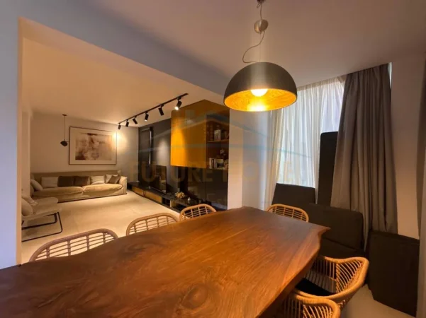 Qerret, shes apartament 3+1+Ballkon , 161 m² 430.000 € 