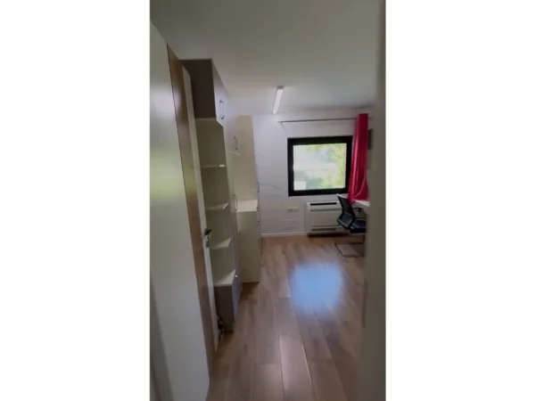 Tirane, shes 4+1+Ballkon , 290 m² 700.000 € 