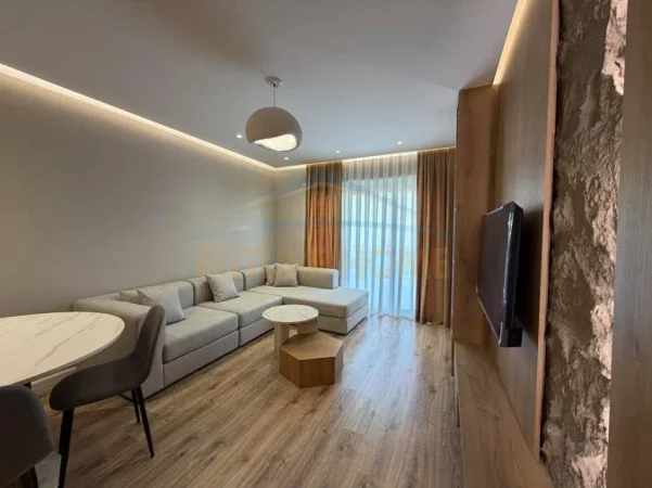 Tirane, Qera apartament 1+1 Kati 4, 73 m² (LAPRAKE)