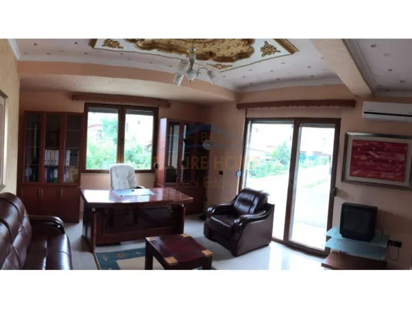 Tirane, shes Vile , 620 m² 450.000 € 