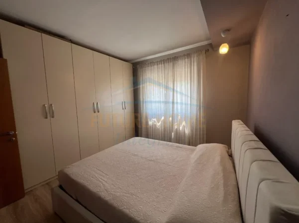 Tirane, jepet me qera apartament 1+1 Kati 1, 54 m² 480 € (ALIDEMI , Kompleksi Mangalem)