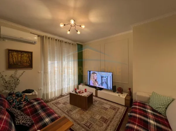 Tirane, shes apartament 2+1+Ballkon , 106 m² 283.000 € 