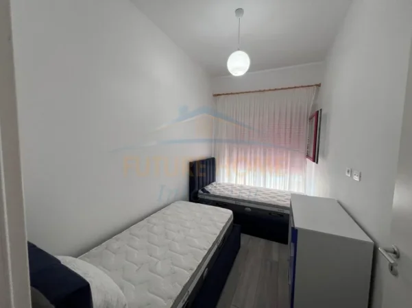 Tirane, jepet me qera apartament 2+1 Kati 4, 97 m² 400 € (Kompleksi Mangalem)