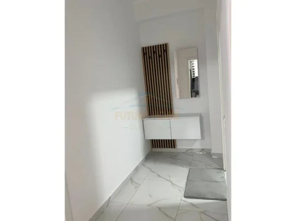 Tirane, jepet me qera apartament 1+1 Kati 4, 75 m² 530 € (Astir)