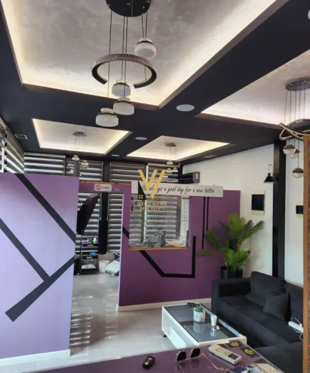 Tirane, jepet me qera dyqan Kati 0, 47 m² 500€ (ALI DEMI)