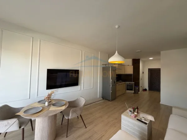 Shqiperi, shitet apartament 1+1 Kati 2, 64 m² 110.000 € 