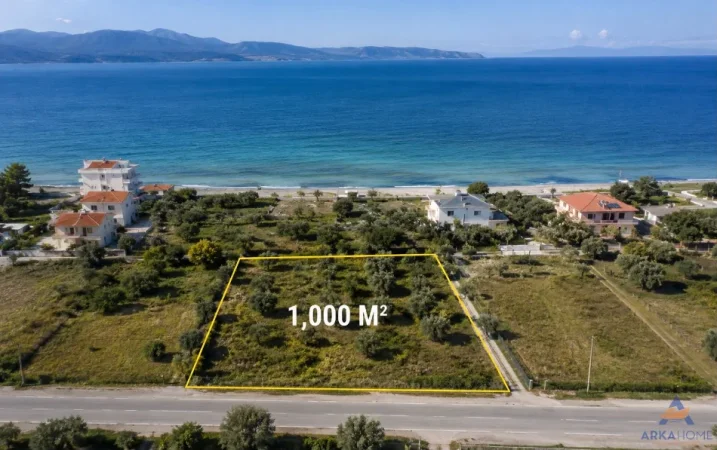 Vlore, shitet toke , 1.000 m² 250.000 € (RADHIME)