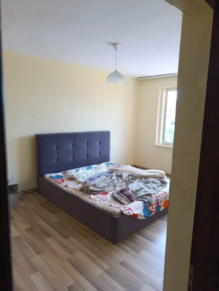 Tirane, jepet me qera apartament 1+1 Kati 3, 70 m² 350 € (Xhamlliku)