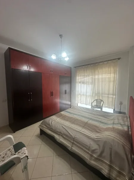Tirane, jepet me qera apartament 1+1 Kati 3, 350 € (Astir)