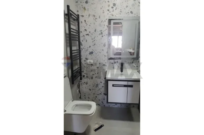 Tirane, shitet apartament 1+1 Kati 10, 68 m² 126.000 € (Don Bosco)