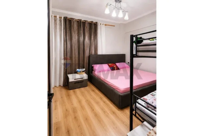 Tirane, shitet apartament 1+1 Kati 10, 68 m² 126.000 € (Don Bosco)