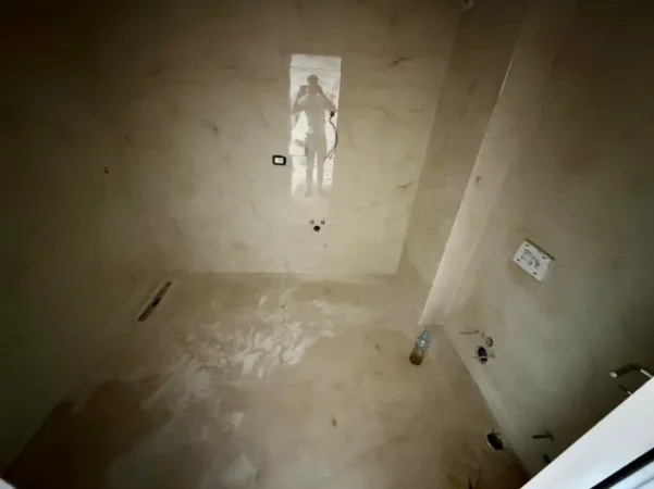Tirane, shitet apartament 2+1 Kati 9, 91 m² 155.700 € (ish fusha e aviacionit)