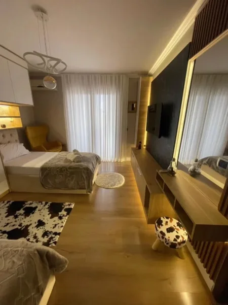 Tirane, jepet me qera apartament 2+1 Kati 4, 75 m² 650 € (IRFAN TOMINI)