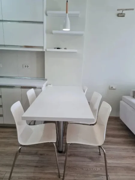 Tirane, jepet me qera apartament 1+1+Ballkon Kati 7, 70 m² 430 € (ASTIR)