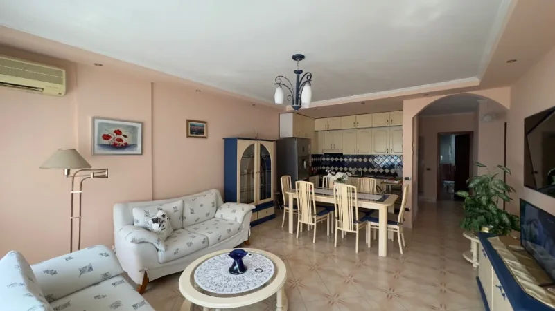 Tirane, jepet me qera apartament 2+1 Kati 9, 119 m² 800 € (Rruga e Elbasanit)