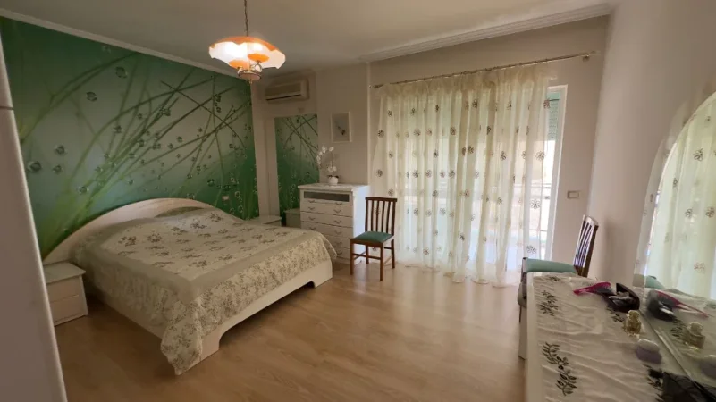 Tirane, jepet me qera apartament 2+1 Kati 9, 119 m² 800 € (Rruga e Elbasanit)