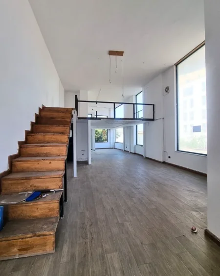 Tirane, shitet ambjent biznesi Kati 0, 78 m² 199.000 € 