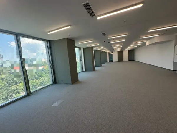 Tirane, jepet me qera zyre Kati 6, 1.570 m² 39.250 € (down town)